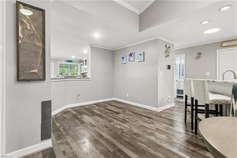 Photo 15 of 48 residential for sale in Hampton virginia