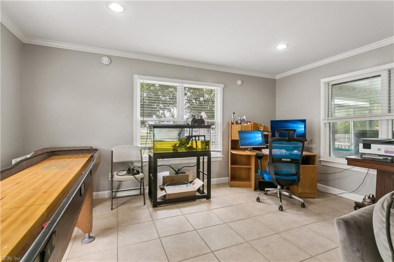 Photo 26 of 48 residential for sale in Hampton virginia