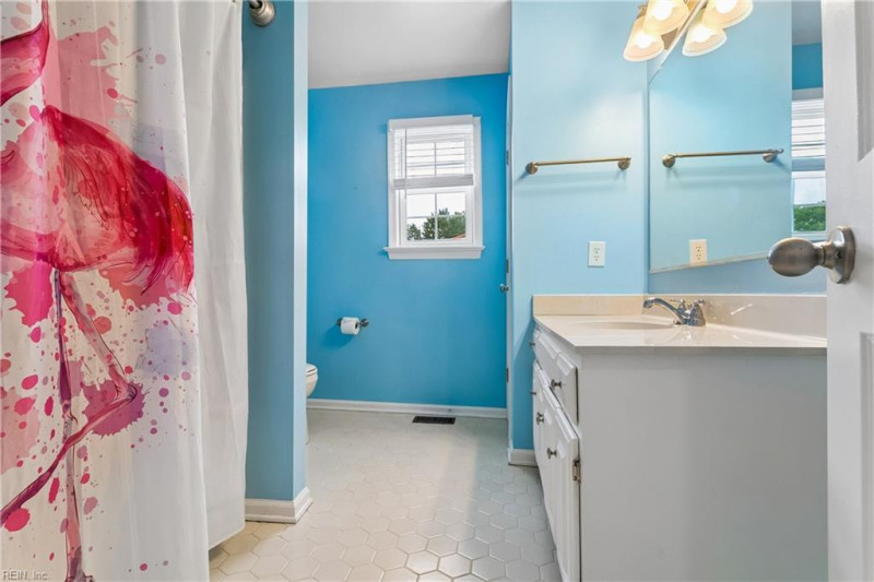 Photo 37 of 48 residential for sale in Hampton virginia