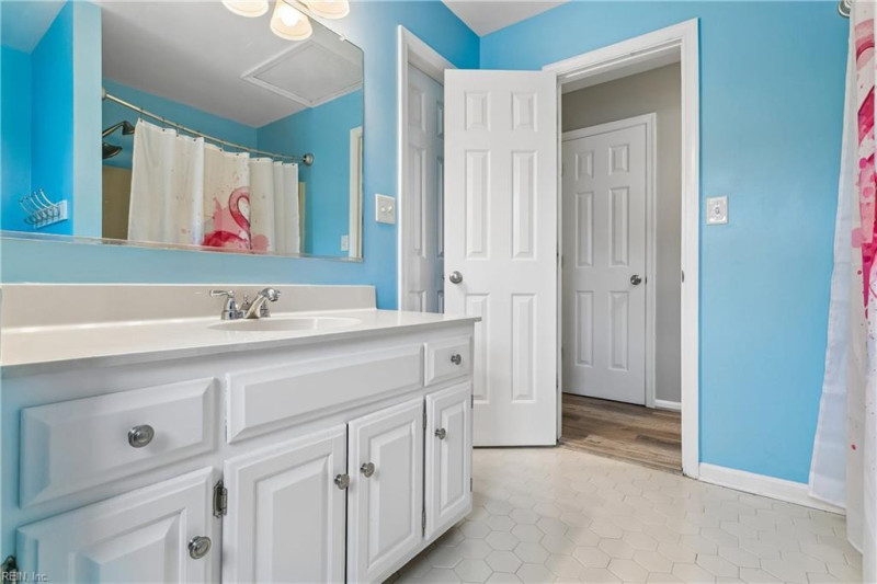Photo 38 of 48 residential for sale in Hampton virginia