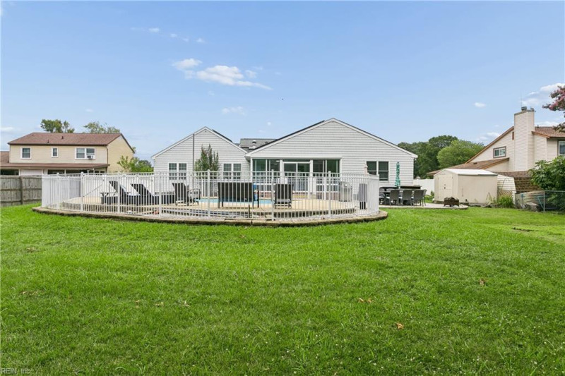 Photo 4 of 48 residential for sale in Hampton virginia
