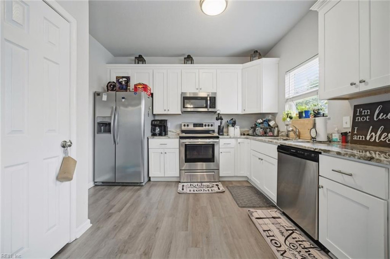 Photo 11 of 48 residential for sale in Newport News virginia
