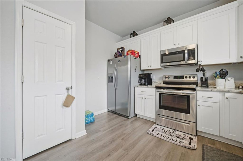 Photo 12 of 48 residential for sale in Newport News virginia