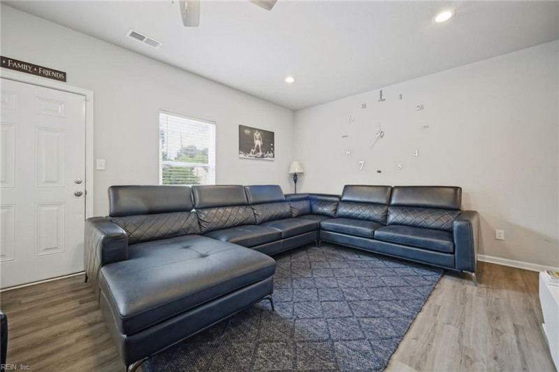 Photo 15 of 48 residential for sale in Newport News virginia