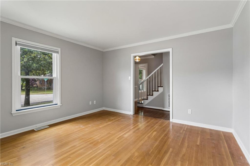 Photo 18 of 38 residential for sale in Newport News virginia