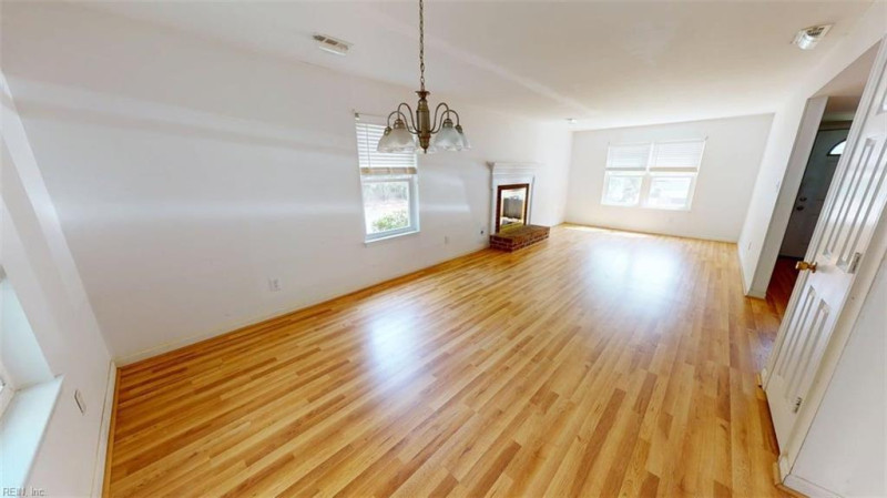Photo 12 of 50 residential for sale in Williamsburg virginia Photo 12 of 50 residential for sale in Williamsburg virginia