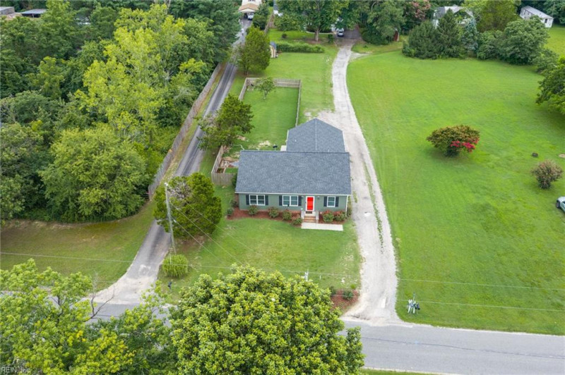 Photo 38 of 40 residential for sale in Gloucester County virginia