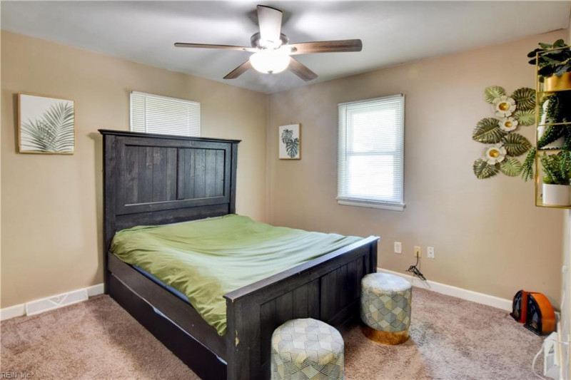 Photo 19 of 42 residential for sale in Chesapeake virginia Photo 19 of 42 residential for sale in Chesapeake virginia