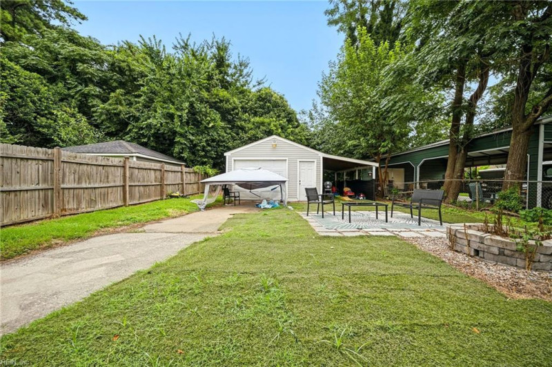 Photo 23 of 42 residential for sale in Chesapeake virginia Photo 23 of 42 residential for sale in Chesapeake virginia
