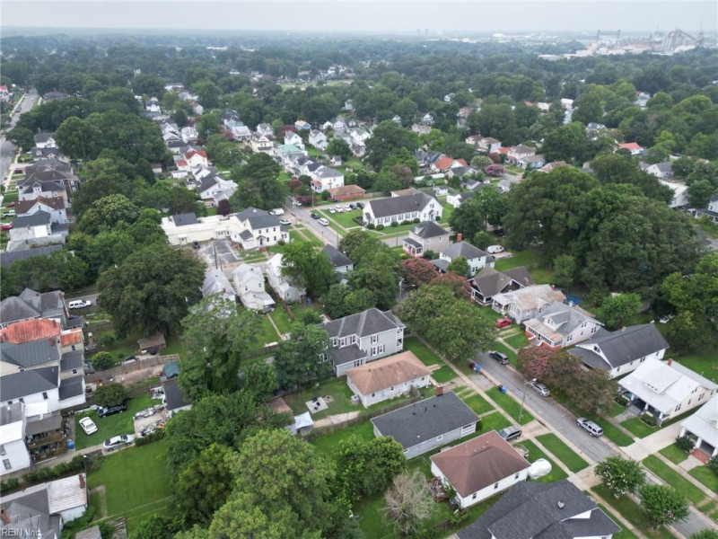 Photo 40 of 42 residential for sale in Chesapeake virginia Photo 40 of 42 residential for sale in Chesapeake virginia