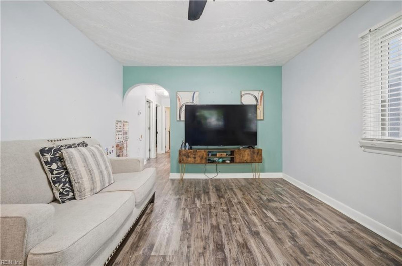 Photo 6 of 42 residential for sale in Chesapeake virginia Photo 6 of 42 residential for sale in Chesapeake virginia