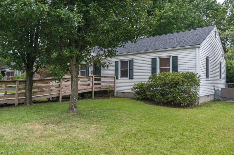 Photo 2 of 44 residential for sale in Hampton virginia