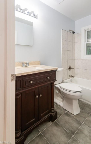 Photo 21 of 44 residential for sale in Hampton virginia
