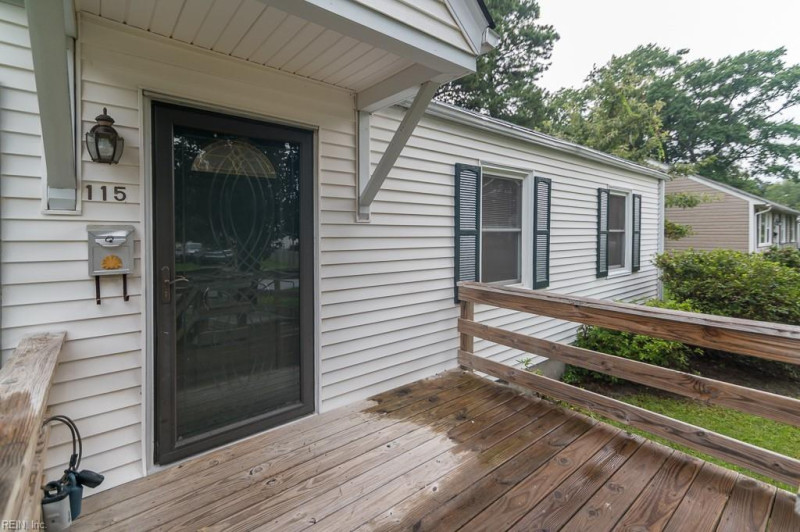 Photo 3 of 44 residential for sale in Hampton virginia
