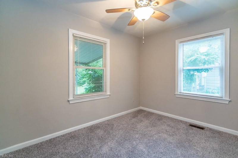 Photo 33 of 44 residential for sale in Hampton virginia