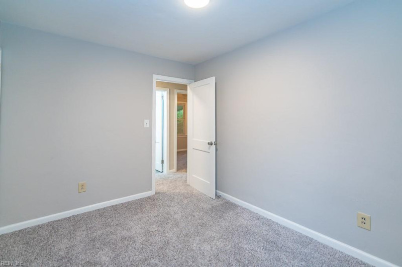 Photo 36 of 44 residential for sale in Hampton virginia