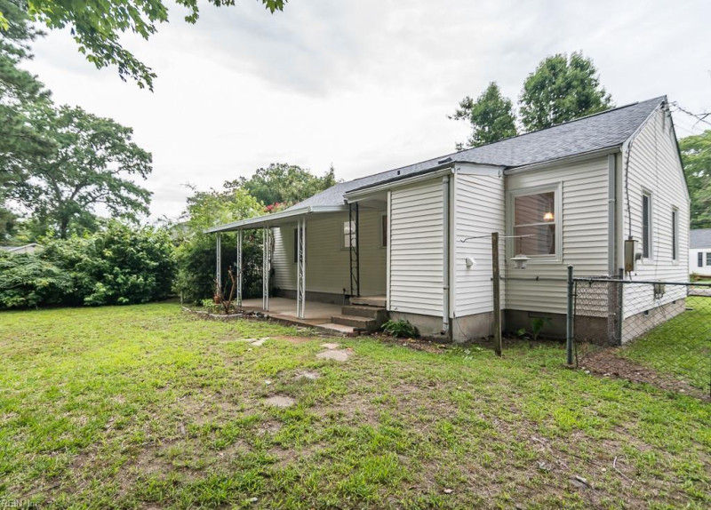 Photo 38 of 44 residential for sale in Hampton virginia