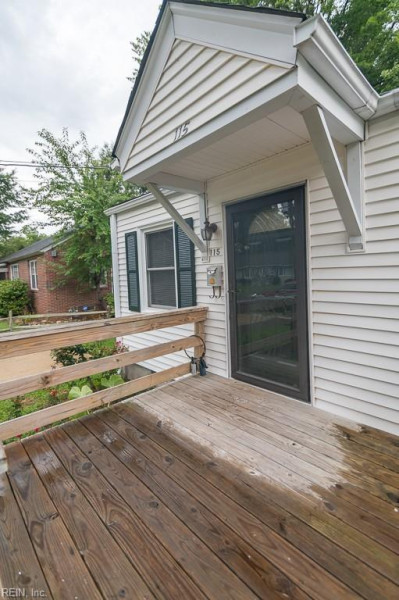 Photo 5 of 44 residential for sale in Hampton virginia