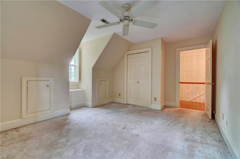 Photo 23 of 33 residential for sale in Norfolk virginia