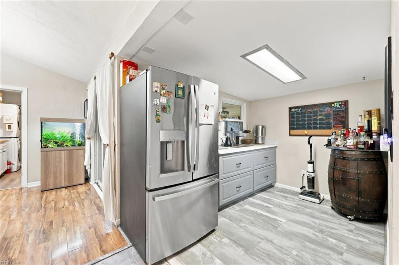 Photo 15 of 46 residential for sale in Norfolk virginia