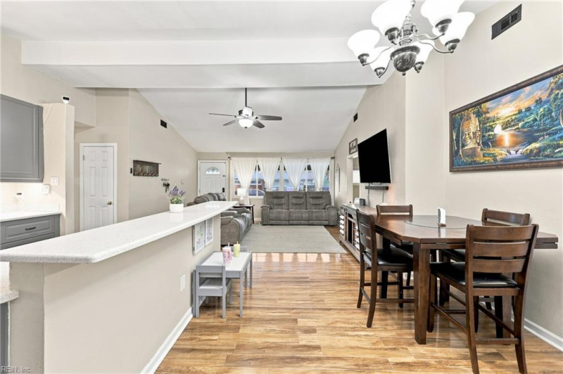 Photo 19 of 46 residential for sale in Norfolk virginia