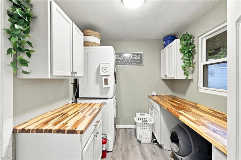 Photo 21 of 46 residential for sale in Norfolk virginia
