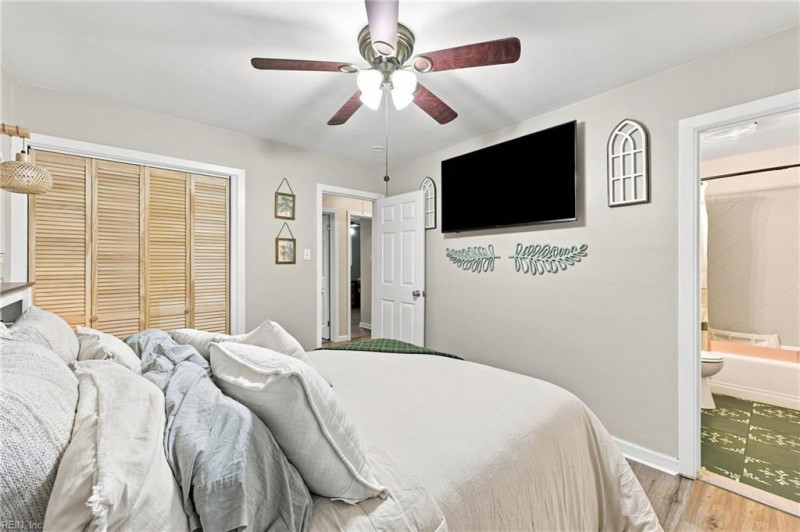 Photo 35 of 46 residential for sale in Norfolk virginia