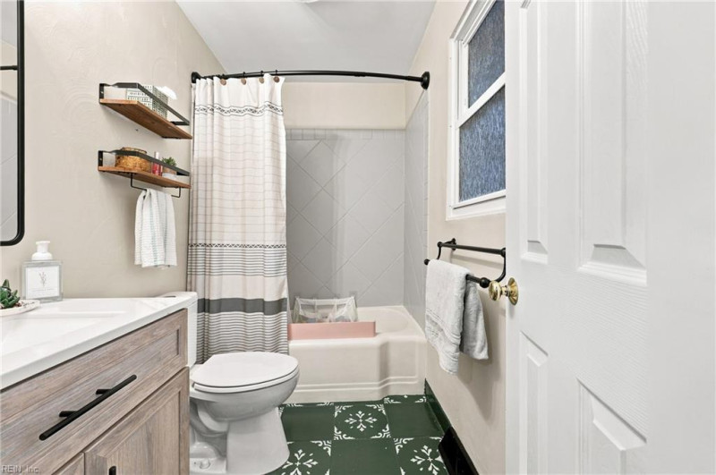 Photo 38 of 46 residential for sale in Norfolk virginia
