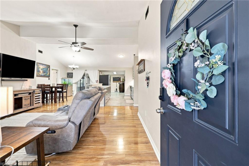 Photo 7 of 46 residential for sale in Norfolk virginia
