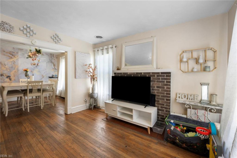 Photo 10 of 21 residential for sale in Newport News virginia