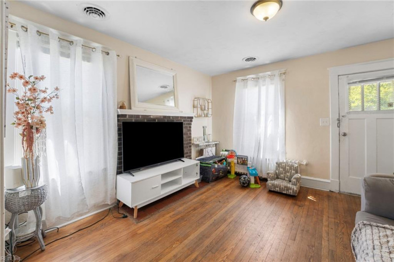 Photo 12 of 21 residential for sale in Newport News virginia