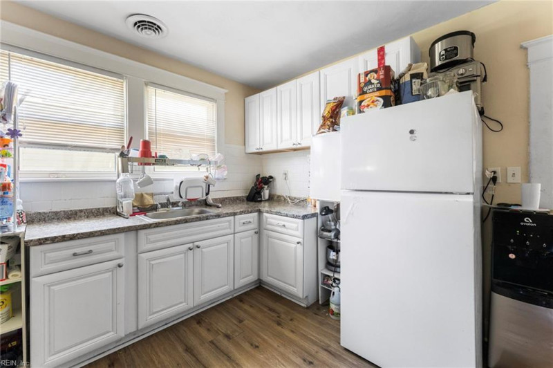 Photo 15 of 21 residential for sale in Newport News virginia