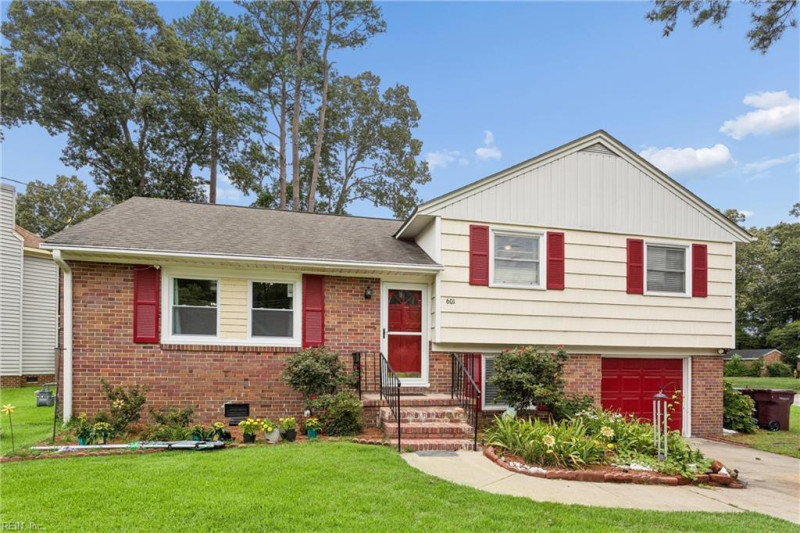 Photo 1 of 47 residential for sale in Chesapeake virginia Photo 1 of 47 residential for sale in Chesapeake virginia