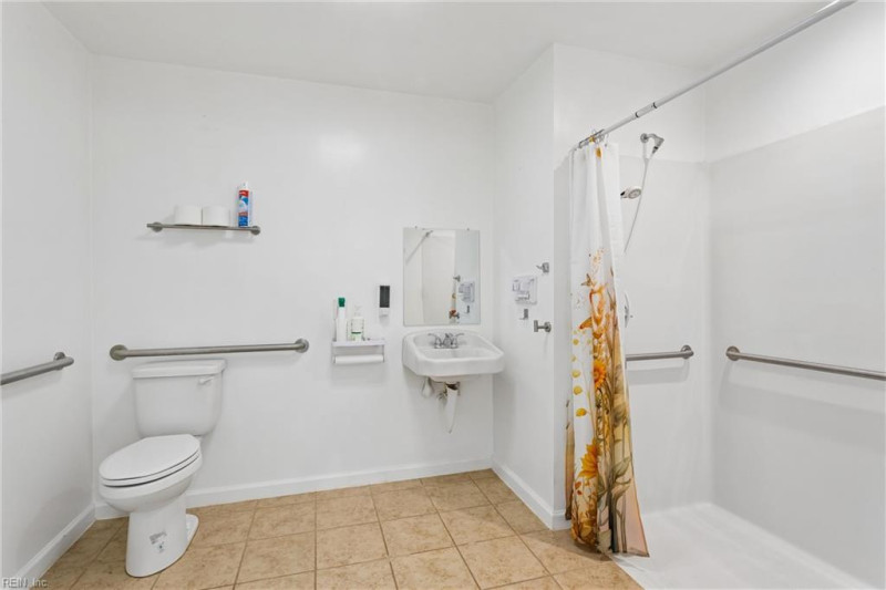 Photo 11 of 47 residential for sale in Chesapeake virginia Photo 11 of 47 residential for sale in Chesapeake virginia