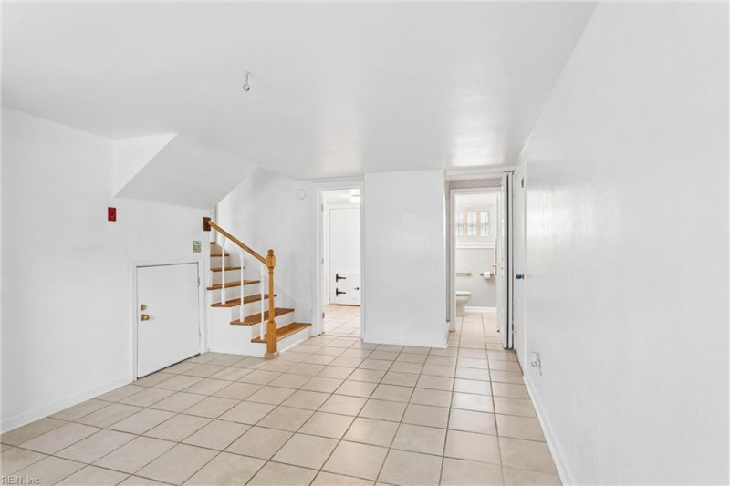 Photo 19 of 47 residential for sale in Chesapeake virginia Photo 19 of 47 residential for sale in Chesapeake virginia