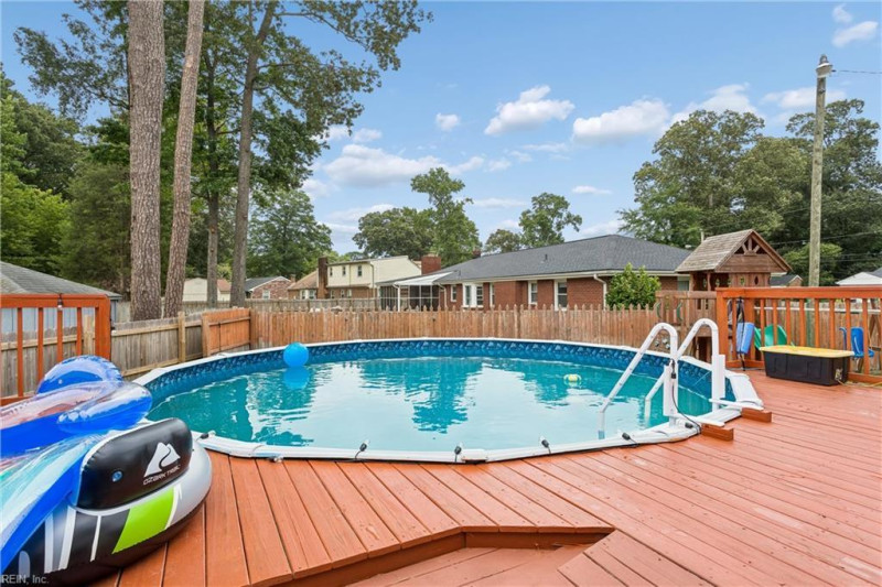 Photo 36 of 47 residential for sale in Chesapeake virginia Photo 36 of 47 residential for sale in Chesapeake virginia
