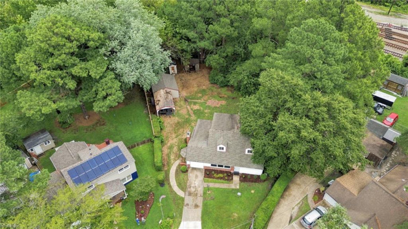 Photo 34 of 36 residential for sale in Chesapeake virginia