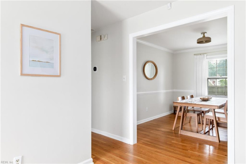 Photo 13 of 38 residential for sale in Newport News virginia