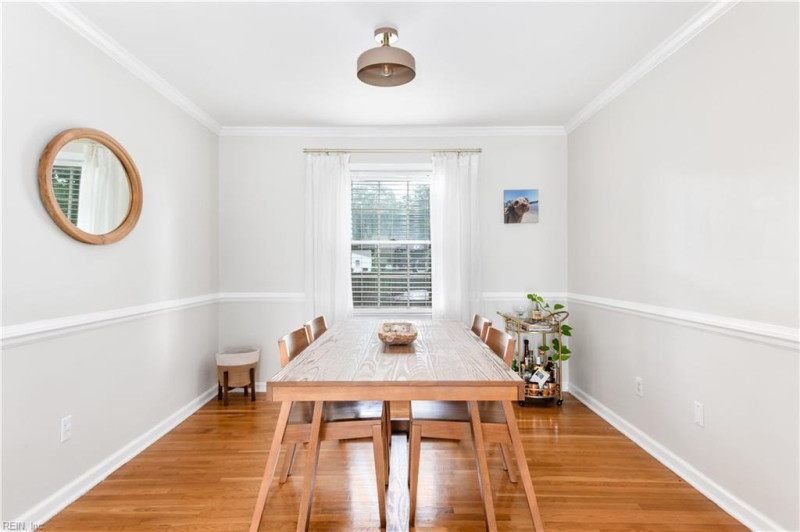 Photo 14 of 38 residential for sale in Newport News virginia