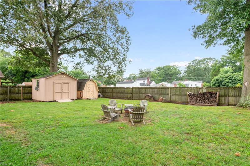 Photo 34 of 38 residential for sale in Newport News virginia