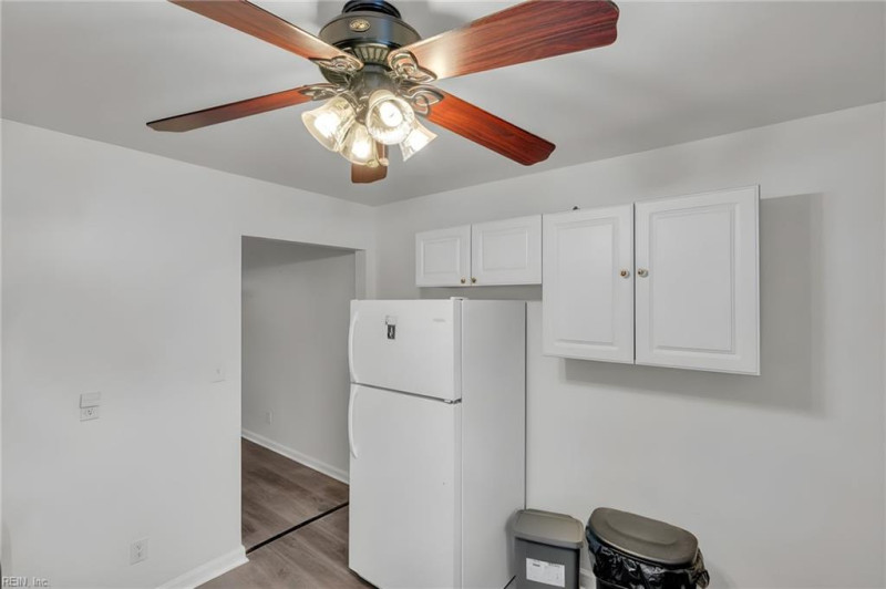 Photo 10 of 38 residential for sale in Norfolk virginia