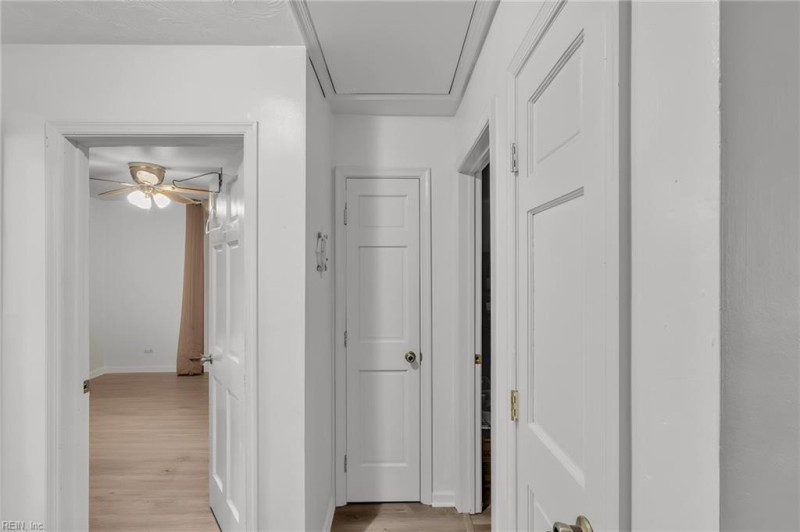 Photo 14 of 38 residential for sale in Norfolk virginia