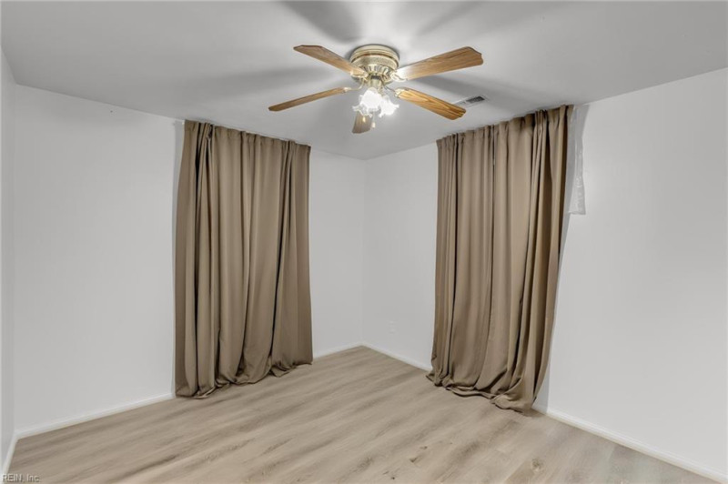 Photo 21 of 38 residential for sale in Norfolk virginia