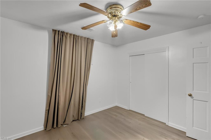 Photo 23 of 38 residential for sale in Norfolk virginia