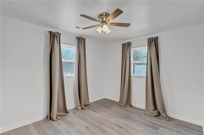 Photo 31 of 38 residential for sale in Norfolk virginia
