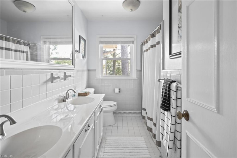Photo 28 of 40 residential for sale in Virginia Beach virginia