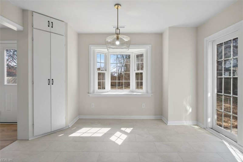 Photo 21 of 38 residential for sale in Virginia Beach virginia