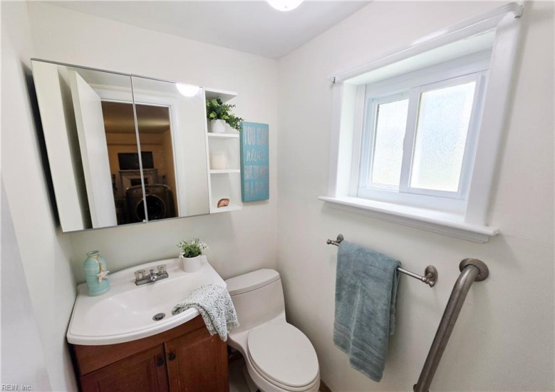 Photo 9 of 21 residential for sale in Norfolk virginia