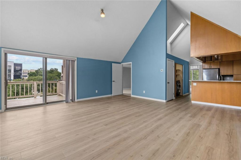 Photo 2 of 13 residential for sale in Norfolk virginia