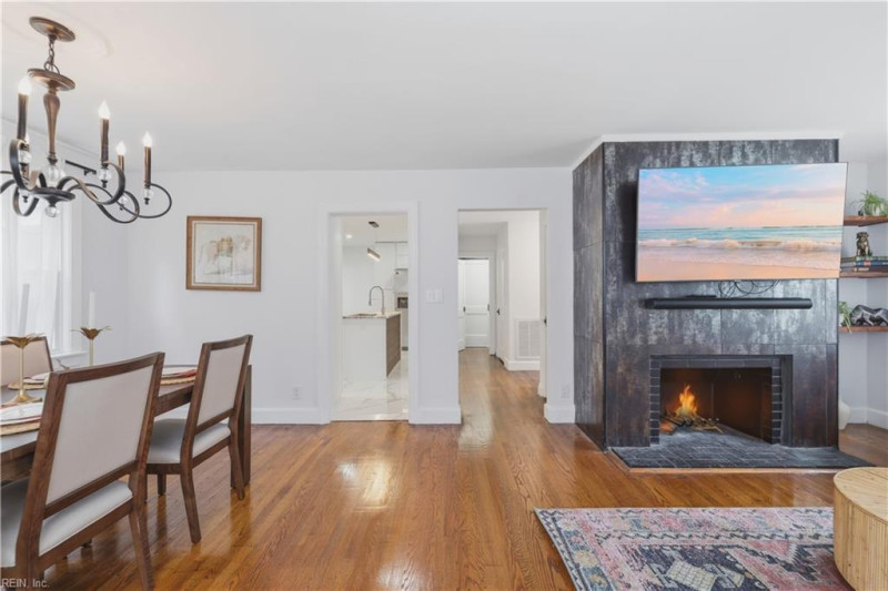 Photo 17 of 48 residential for sale in Norfolk virginia